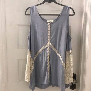 BOUTIQUE LACE TANK TOP